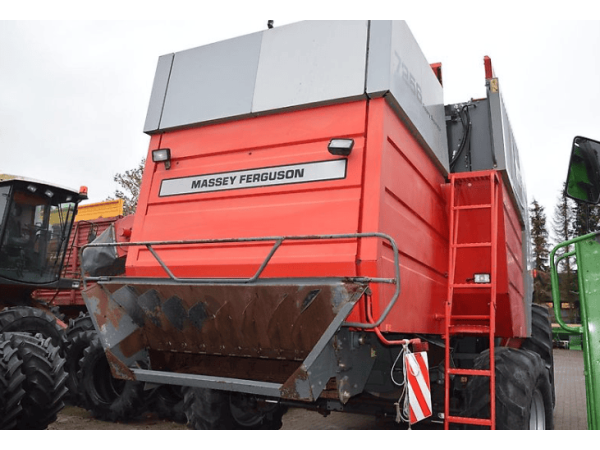 Комбайн Massey Ferguson 7256 (2002)