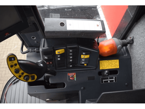 Комбайн Massey Ferguson 7256 (2002)