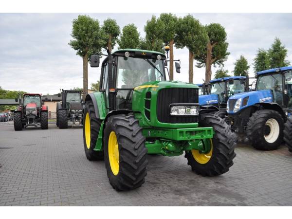 Трактор John Deere 6530 (2009)