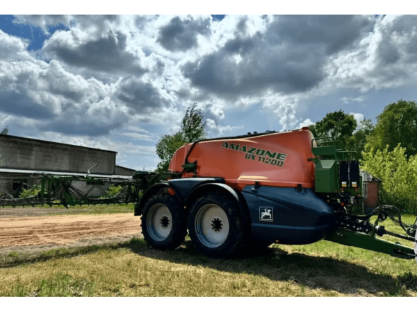 Причіпний обприскувач Amazone UX 11200 (2015)