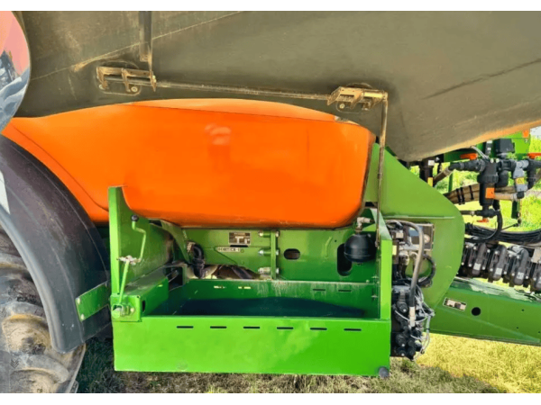 Причіпний обприскувач Amazone UX 11200 (2015)