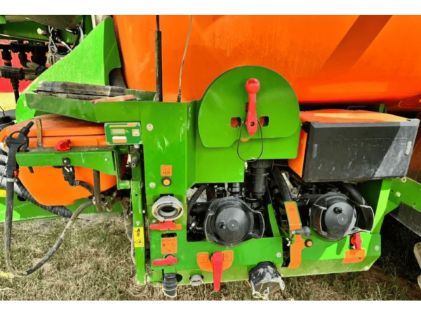 Причіпний обприскувач Amazone UX 11200 (2015)