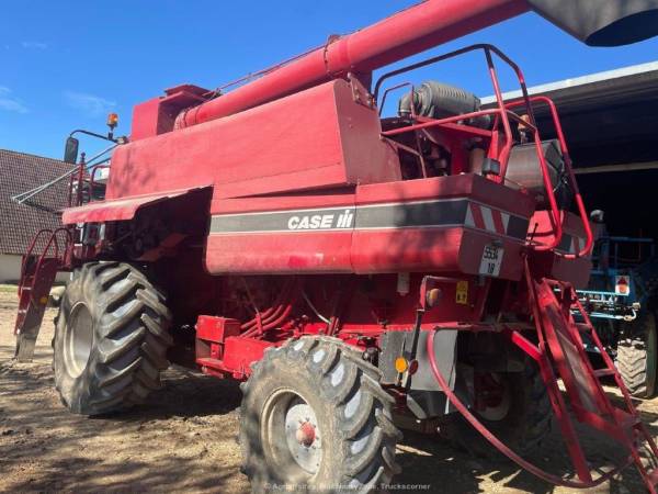 Комбайн Case IH 2366 (2001)