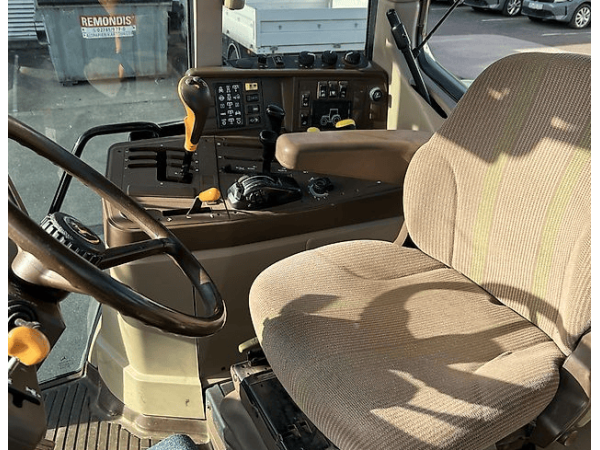 Трактор John Deere 6320 (2003)