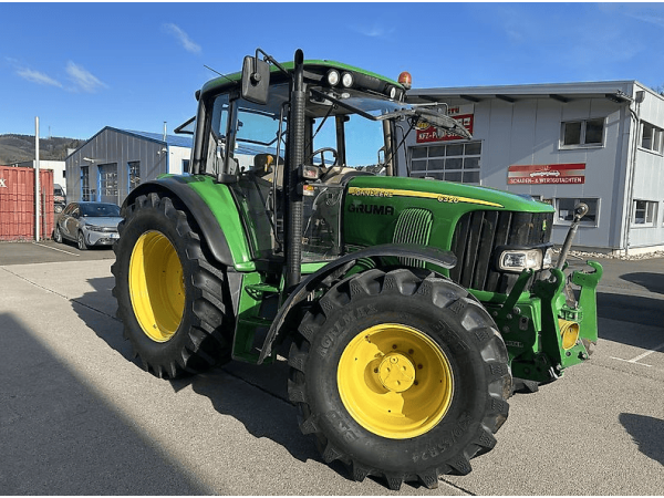 Трактор John Deere 6320 (2003)