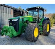 Трактор John Deere 8335R
