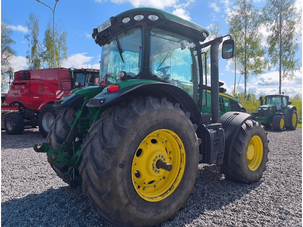  Трактор John Deere 7230R (2013)