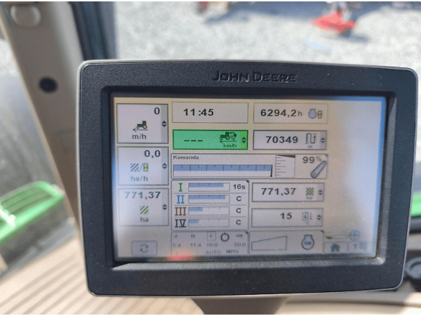  Трактор John Deere 7230R (2013)
