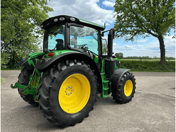 Трактор John Deere 6120R (2016)