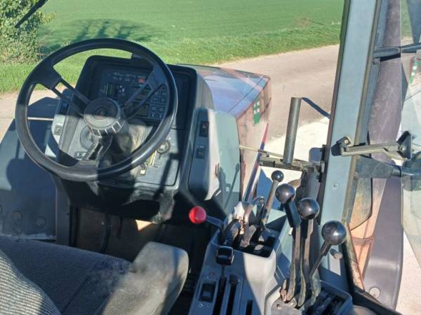 Трактор Case IH 7220 Magnum (1995)