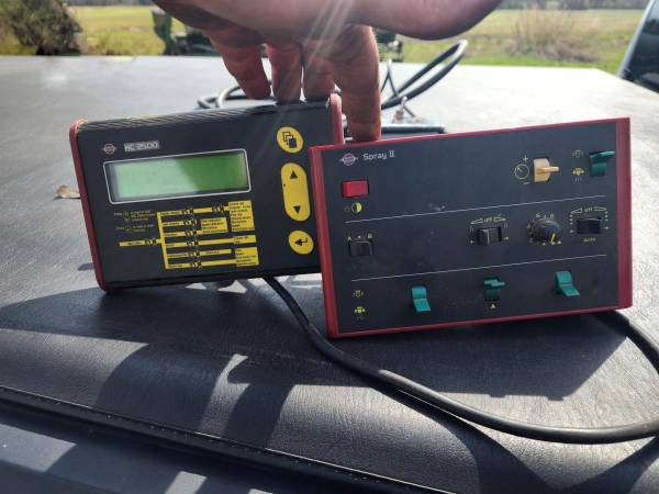 Причіпний обприскувач HARDI NAVIGATOR 1000 