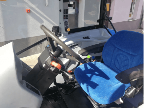 Трактор New Holland T 5070 (2011)