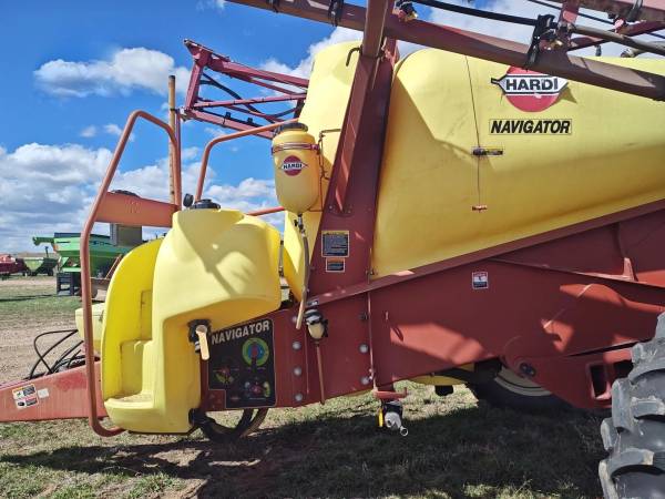 Причіпний обприскувач HARDI NAVIGATOR 1100 