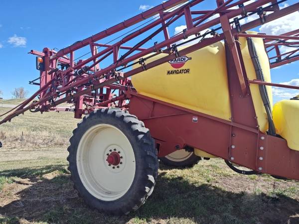 Причіпний обприскувач HARDI NAVIGATOR 1100 