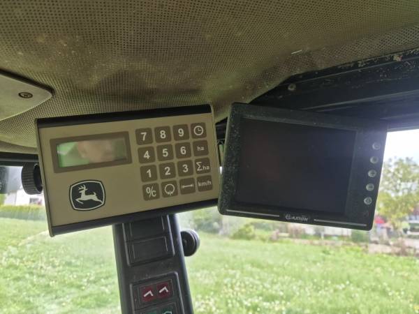 Комбайн John Deere 1177 (1992)
