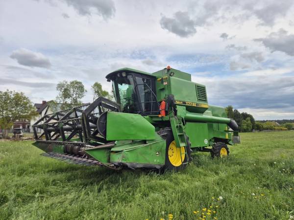 Комбайн John Deere 1177 (1992)