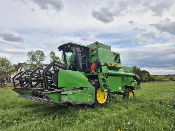 Комбайн John Deere 1177 (1992)