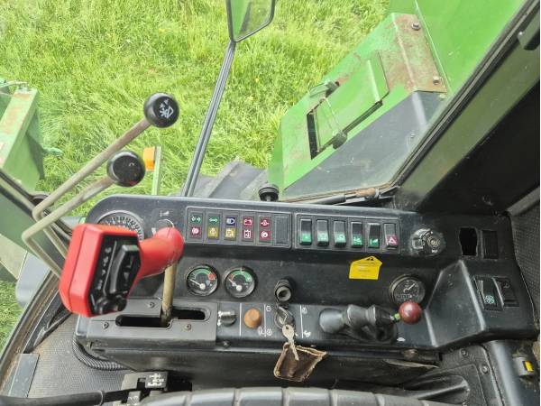 Комбайн John Deere 1177 (1992)