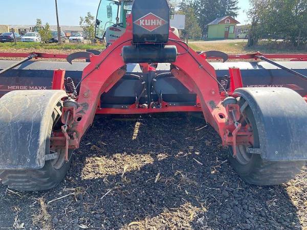 Стрічковий валкоутворювач Kuhn Merge Maxx 950 (2019)