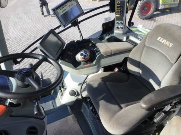 Трактор Claas Axion 920 (2012)