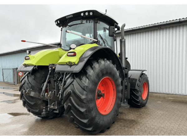 Трактор Claas Axion 930 (2014)