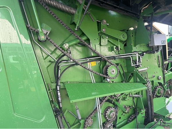 Прес-підбирач Krone CV 180 XC (2015)