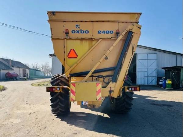 Комбайн Oxbo 2480 (2009)