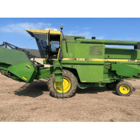 Комбайн John Deere 1055 (1984)