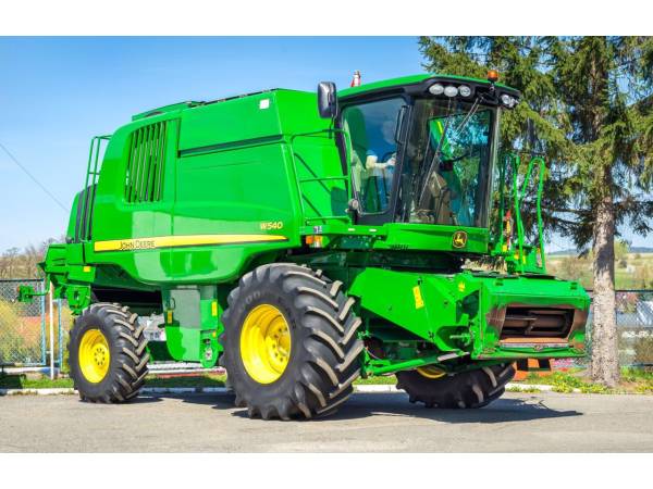 Комбайн John Deere W540 (2008)