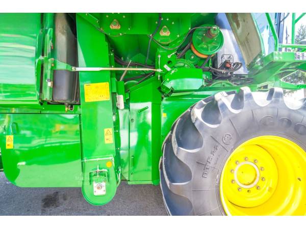 Комбайн John Deere W540 (2008)