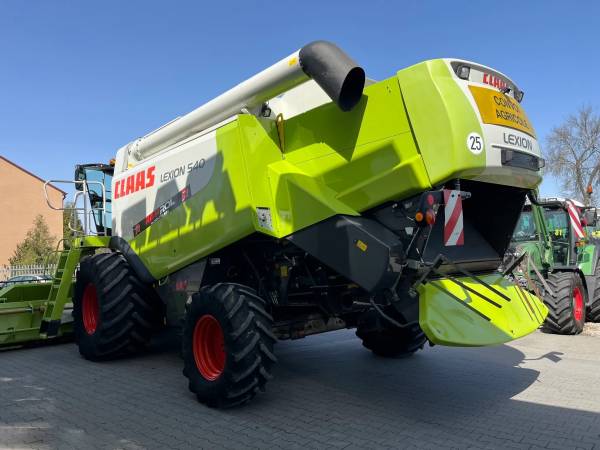 Комбайн Claas Lexion 540 (2007)