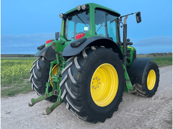 Трактор John Deere 7530 (2008)