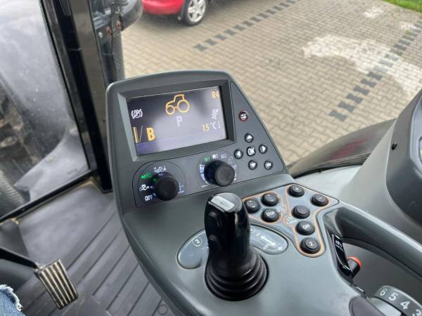 Трактор Valtra S374 (2015)