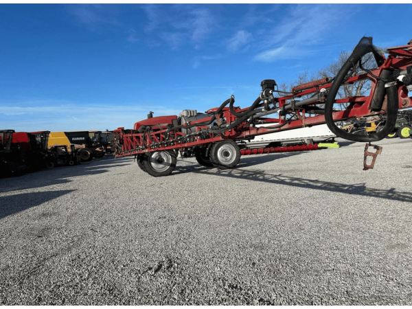 Самохідний обприскувач Case IH Patriot 4420 (2011)
