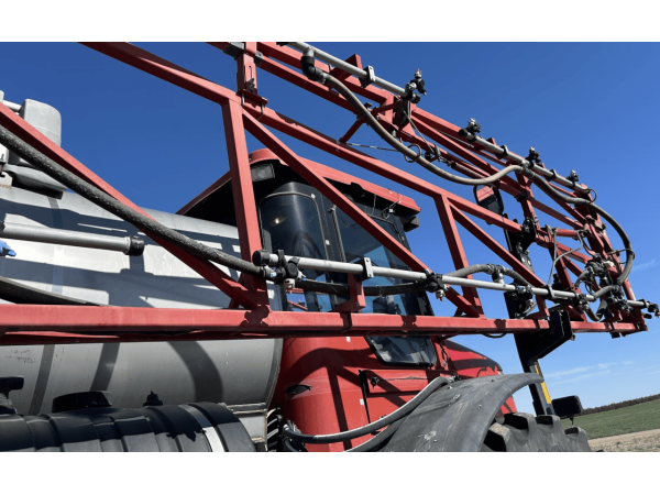 Самохідний обприскувач Case IH SPX3310 (2007)