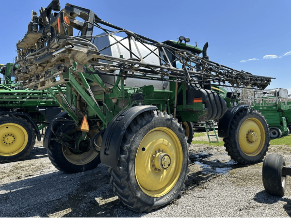 Обприскувач John Deere 4830 (2014)