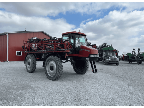 Обприскувач Case IH Patriot 3330 (2009)