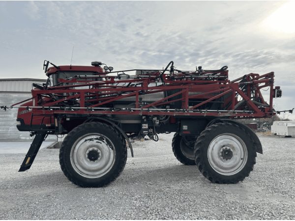 Самохідний обприскувач Case IH Patriot 4420 (2010)