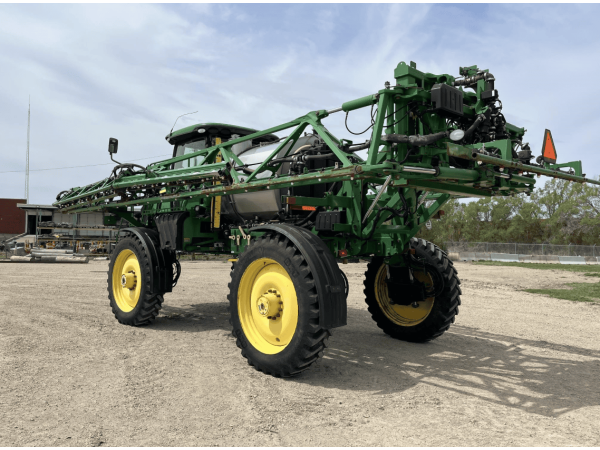 Обприскувач John Deere R4038 (2014)