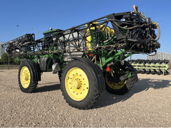 Обприскувач John Deere 4940 (2013)