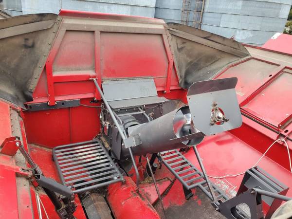 Комбайн Massey Ferguson 9795 (2011)