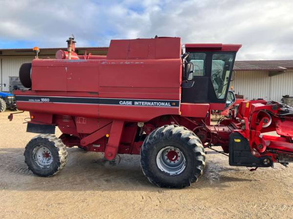 Комбайн Case IH 1660 (1995)
