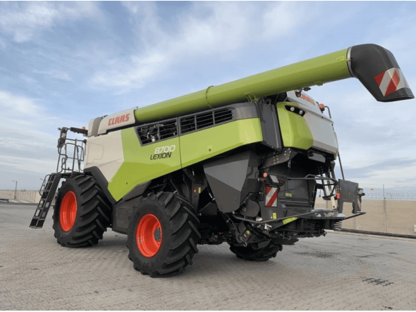 Комбайн Claas Lexion 8700 (2022)