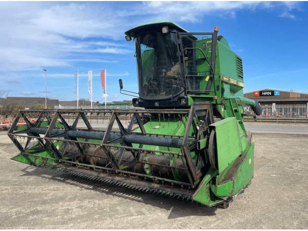Комбайн John Deere 1166 (1991)