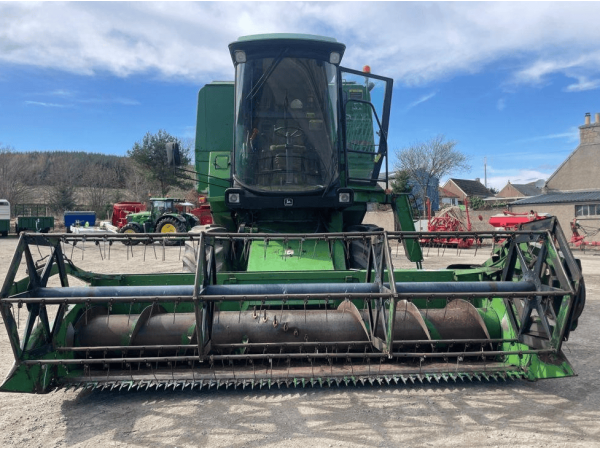 Комбайн John Deere 1166 (1991)