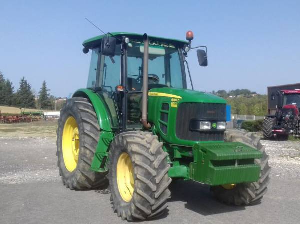 Трактор John Deere 6130D (2011)