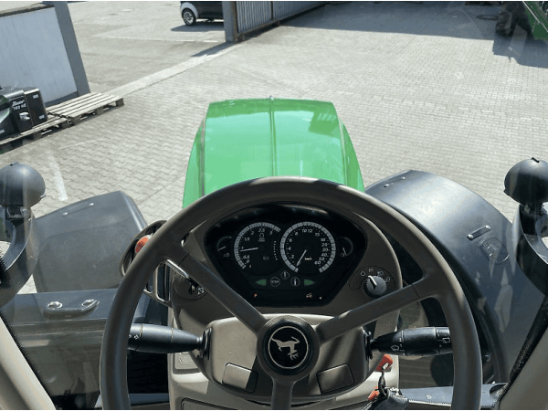 Трактор John Deere 6125R (2014)