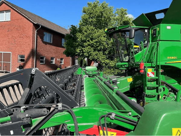 Комбайн John Deere S680i (2017)