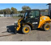 Навантажувач JCB 520-40