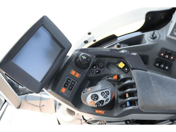 Трактор Claas Axion 850 (2016)